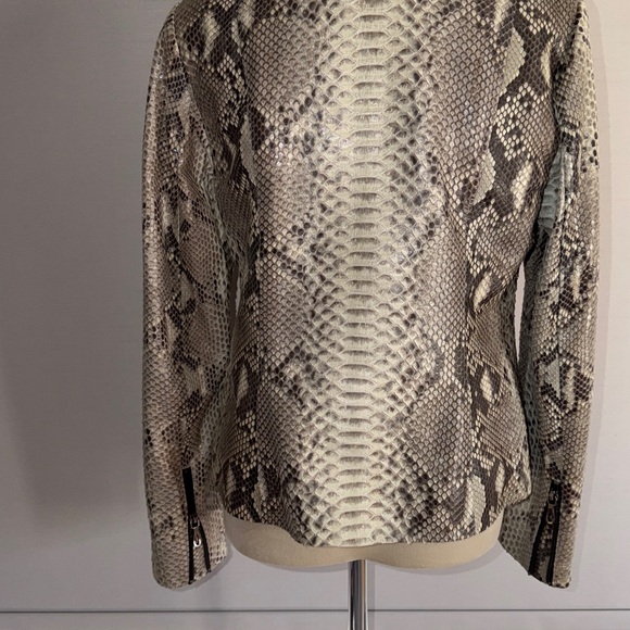 Women's python biker jacket - Picture 6 of 11